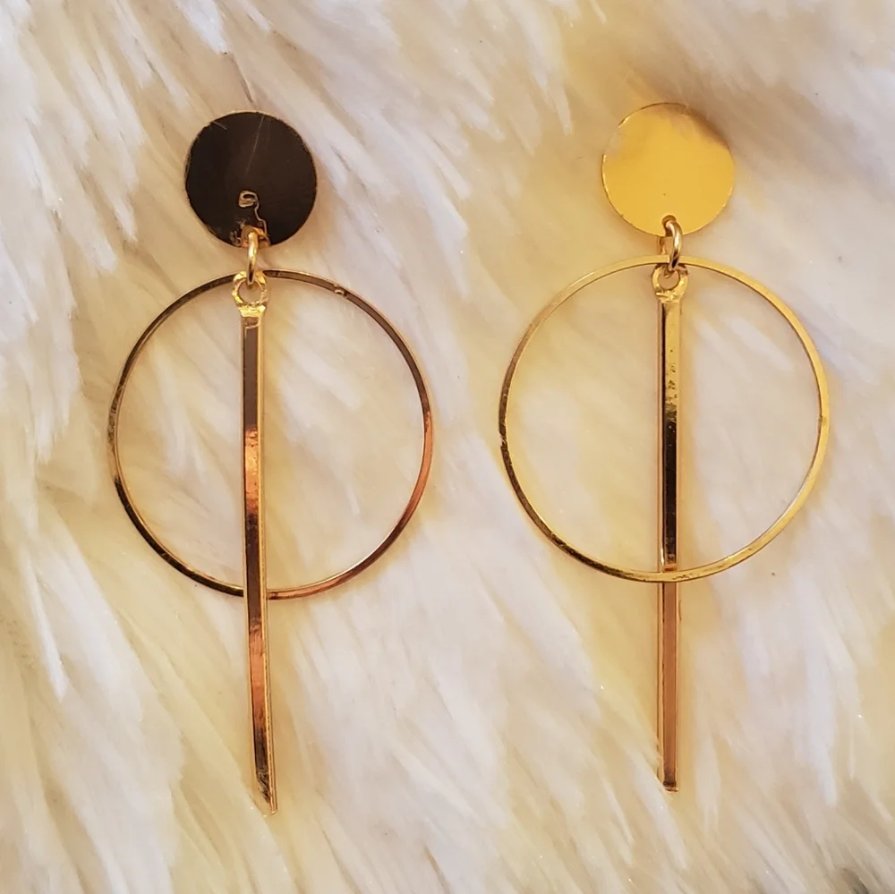 Gold Tone Circle Dangle Earrings
